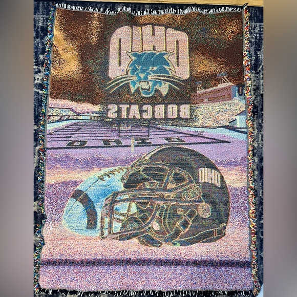 Ohio University Bobcats Woven Tapestry Throw Blanket Athens 37” x 48” - Picture 9 of 9